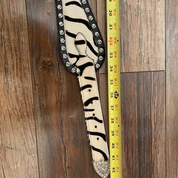 ? Hair on Hide with Crystals Western Belt ?